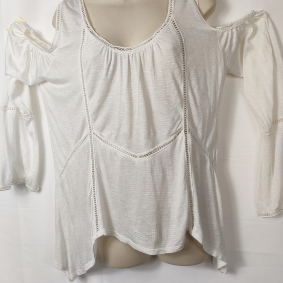 American rag cold shoulder‎ cream blouse - Picture 1 of 5